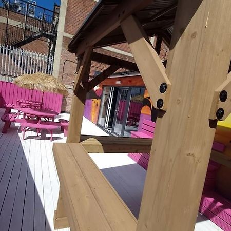 Penthouse Apartment, Sleeps 21 With Terrace Liverpool Exterior foto