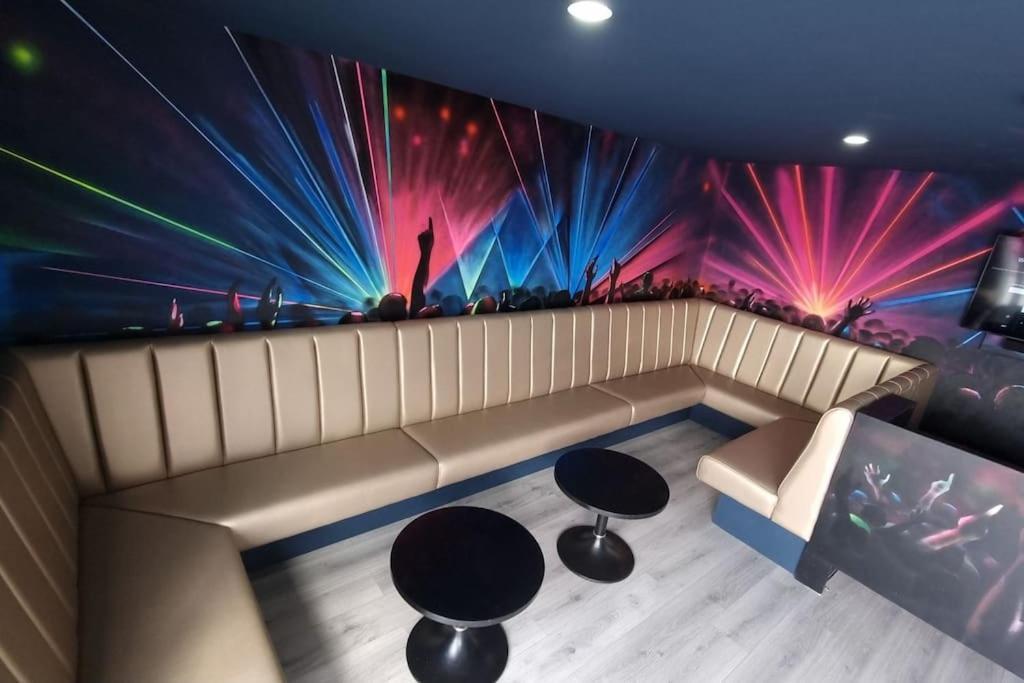Penthouse Apartment, Sleeps 21 With Terrace Liverpool Exterior foto